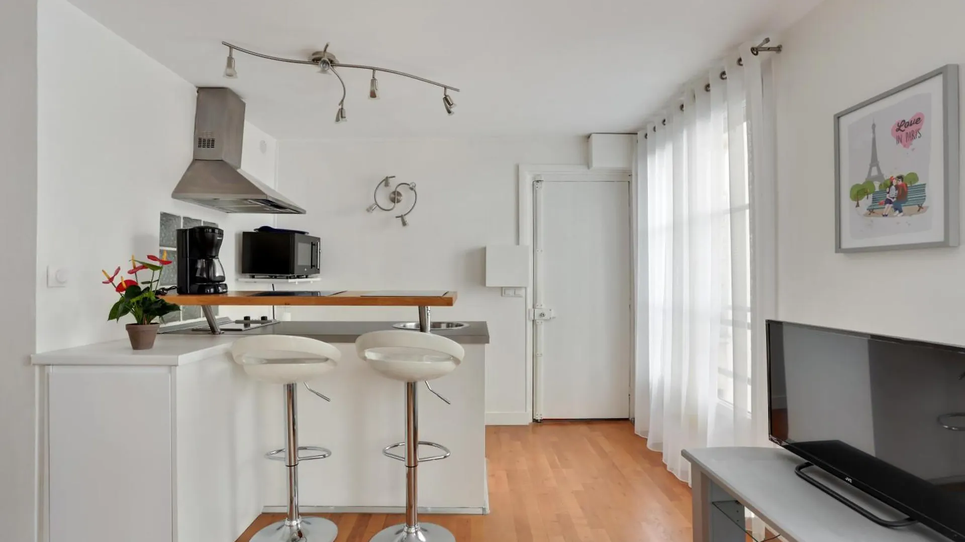 Votre Havre De Paix Au Coeur De Paris By Weekome Appartement